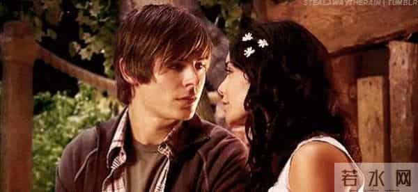 《歌舞青春》16年后演员现状：男主整容失败，女主绯闻缠身