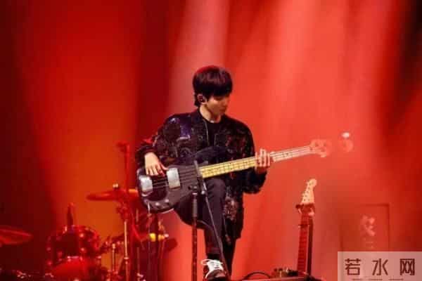 梁博写了一首歌,和王源的原创歌曲同名,粉丝:爸爸粉无疑