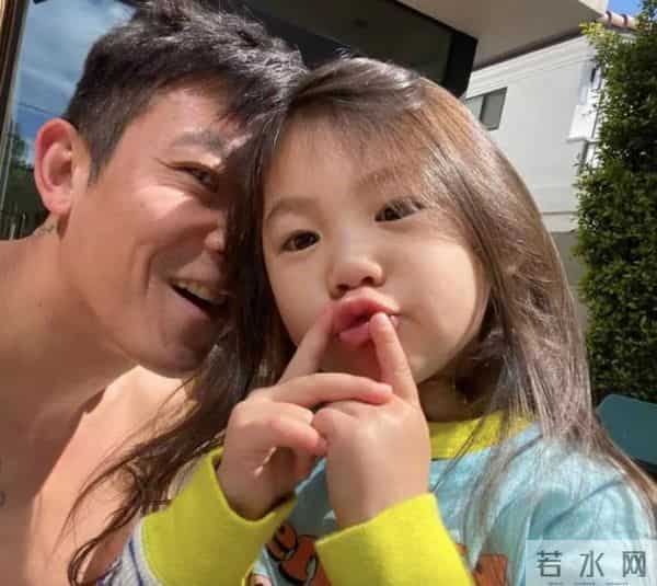 禀性难移?陈冠希两次约女网友去酒店被拒,还是在秦舒培怀孕期间