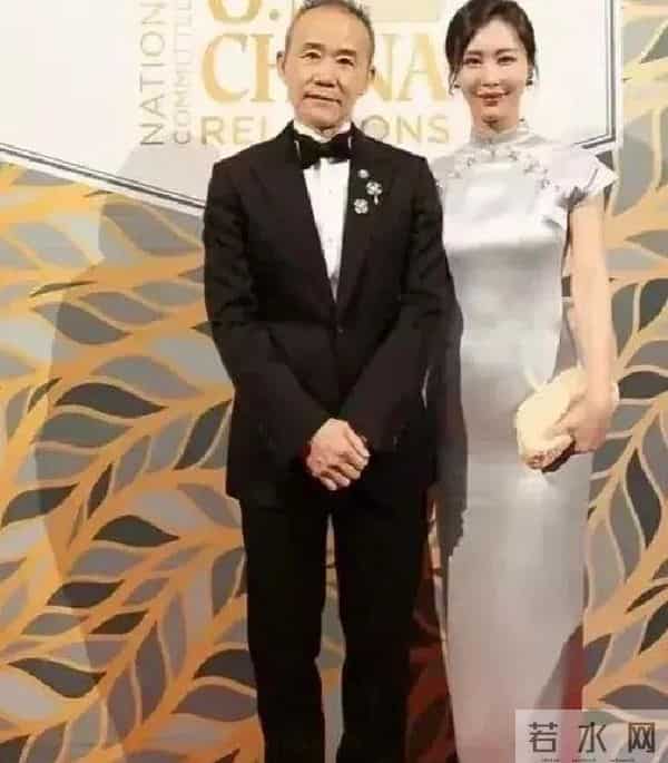 亿万资产舍与得，王石携手女星，幸福人生如何炼成