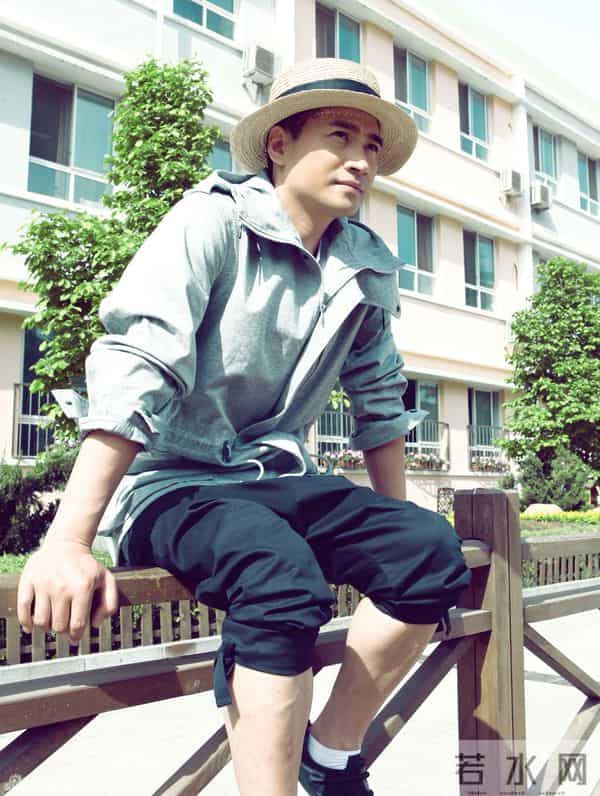 何晟铭的奇葩情史，被亿万富婆疯狂追求，被于正捧红后找回了自我