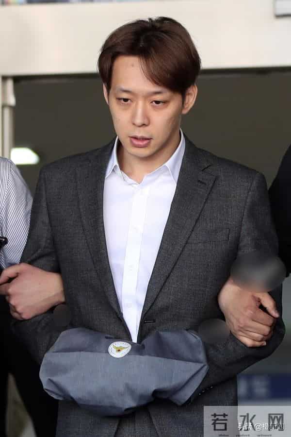 说好的退出?懒理网友反感 朴有天开设官方SNS宣布复出?