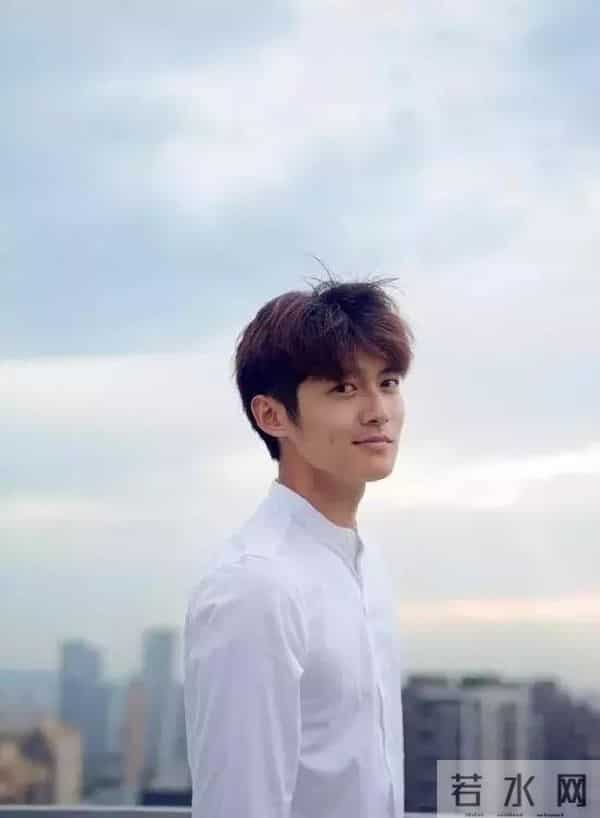 捧红了言承旭和周渝民的她,又把目光对准了少女版“陈乔恩”