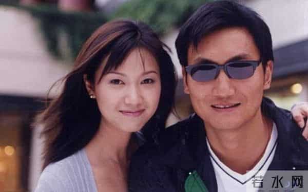 “京圈魔女”徐静蕾，养王朔，捧吴亦凡，谈代孕，47岁还未婚