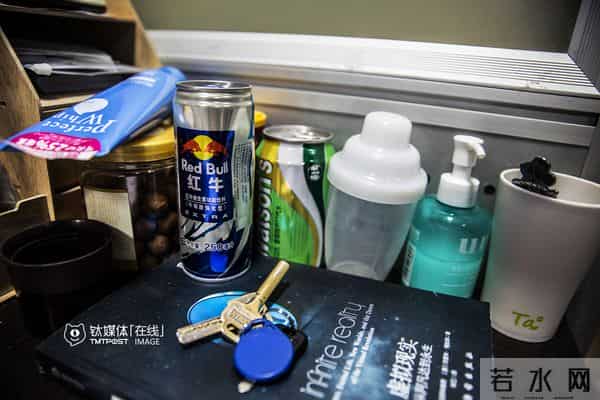 创业路上夜归人丨钛媒体影像《在线》