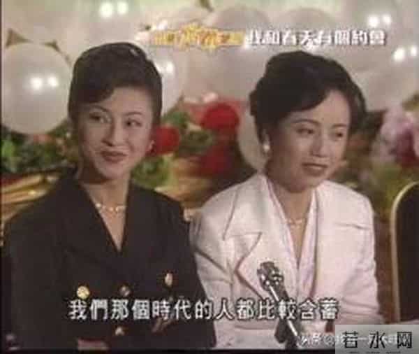 《我和春天有个约会》完美融合精明与单纯的金露露，因美好而幸福