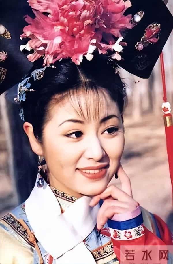 林心如原形毕露？和5位半裸男聚会照片被扒出，网友：尺度太大