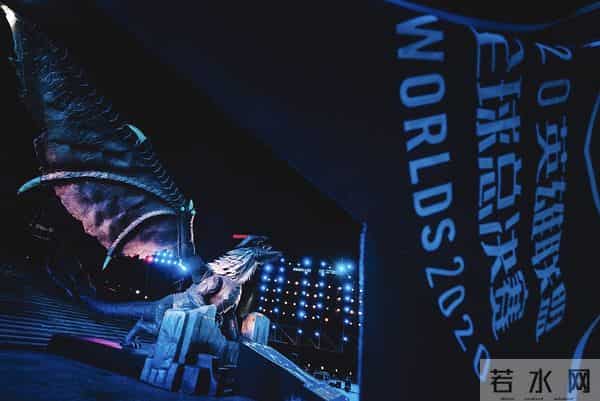 英雄联盟火爆背后：那些电竞解说的光环、压力与梦想