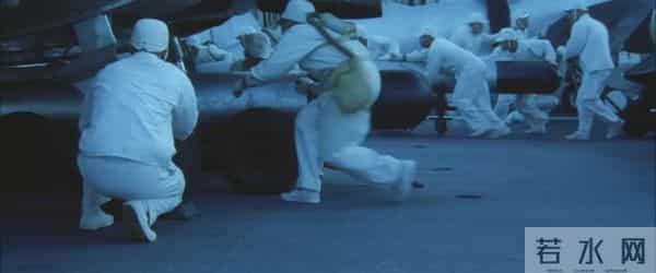 片方失利，高管辞职，18年前投资1.4亿的大片《珍珠港》差在哪？