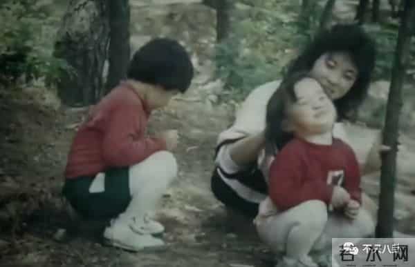 一定很痛苦吧?生日前一天,她和母亲一起自杀身亡