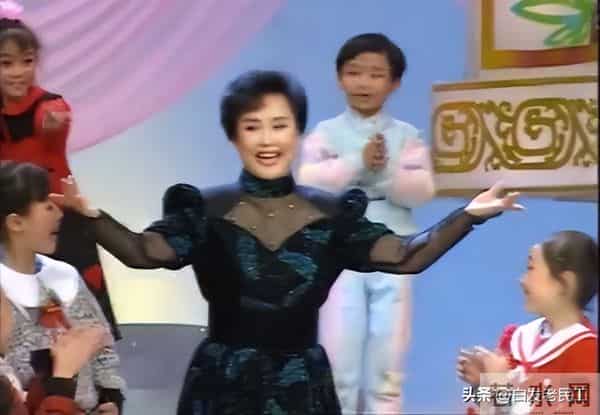 90年代春晚——1992年第10届（杨澜主持，小品冲顶）