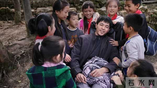 《起初》12月24日全国上映 虞金泽深情演绎“中国保尔”