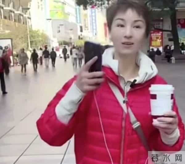 她曾是上海主持人,却在巅峰时决定退隐,如今50多岁她过得如何?