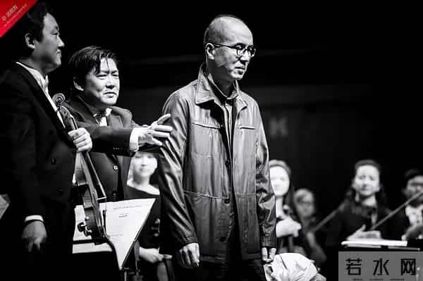 他隐居多年,罕见出山,一句话让人泪目