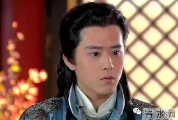 他是霍建华好友,朴信惠和他吻戏直呼紧张,曾和鬼鬼陷三角恋