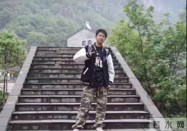 李现高考采访视频曝光 李现高考考了多少分?李现高中旧照爆出