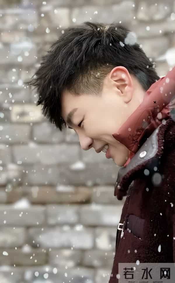 分手9年再看胡彦斌郑爽,一个身价过亿,一个证实张翰没说错