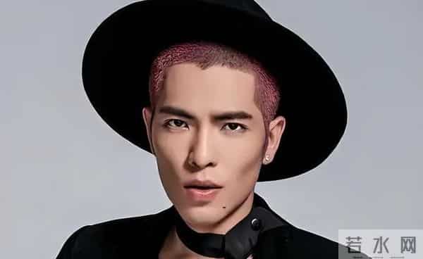 萧敬腾结婚仅2年,娶大14岁经纪人的他,如今过得怎么样呢