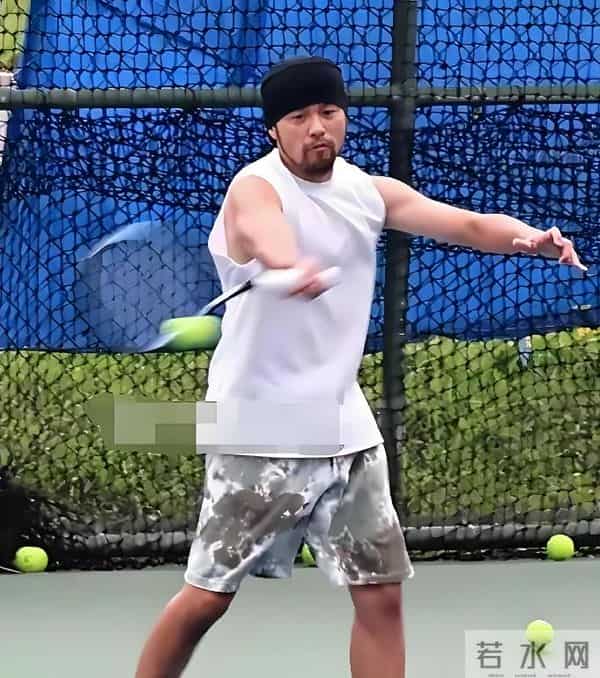 22岁嫁给大14岁的周杰伦,连生三胎的昆凌,没有你想的那么简单!