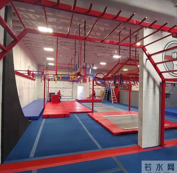 障碍跑明星少年：1型糖尿病患者会成为“超级英雄”吗？