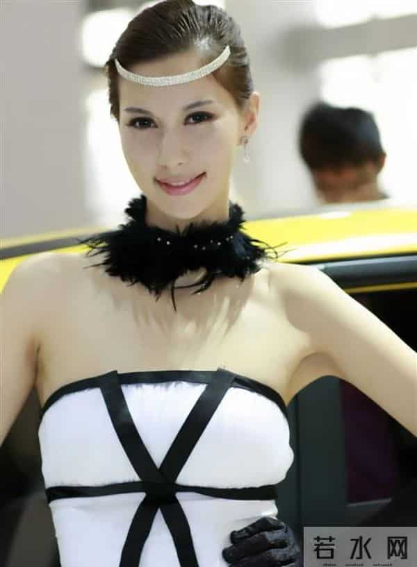 中国内地10位美女模特，每一位都身材火辣颜值爆表