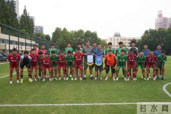 从雪域高原到杨浦滨江,新民晚报杯足球赛架起民族团结之桥