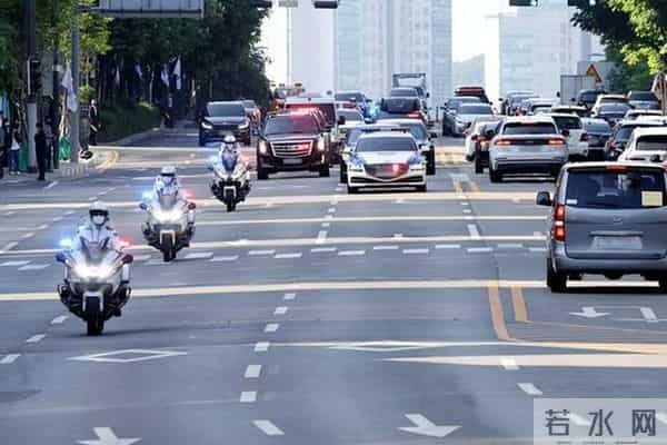 常洛闻：踩踏事件当天，首尔警察正忙着……