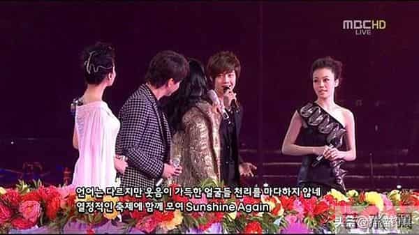 36岁金贤重官宣婚讯后首发文,美男迟暮,近照超像前老板裴勇俊