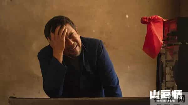 《山海情》人间清醒张嘉译，用“土掉渣”的演技，征服了所有观众