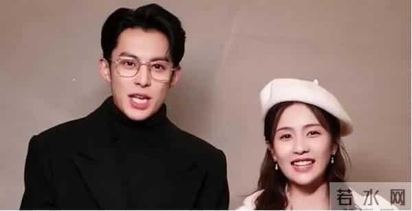 矮个男星虚报身高，穿高跟鞋、踩箱子，跟女明星同框就原形毕露