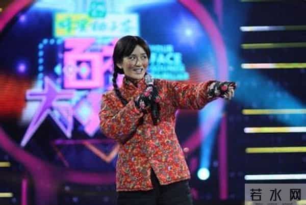 回顾谢娜在《百变大咖秀》中的各种装扮,娜姐真是扮啥像啥