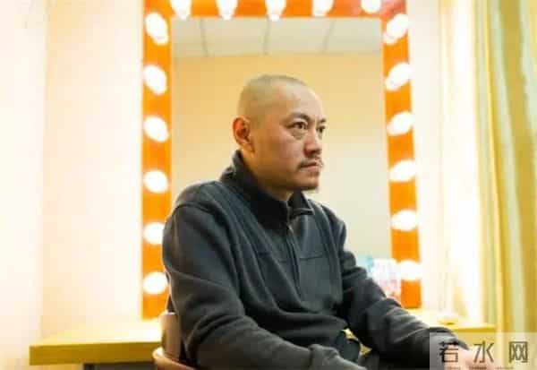 雪村：离过一次婚，2婚娶小13岁娇妻，和父亲相爱相杀