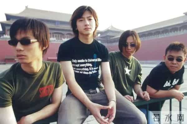 第一文青夫妻40岁了：结婚生子就是最浪漫的事