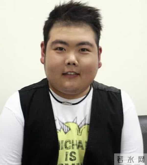 被全民恶搞的“网络小胖”现状:娶了美女经纪人,女儿都6岁了