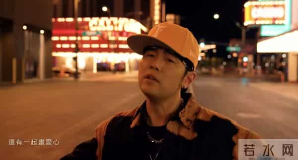 周杰伦MV变迁史:曾经美女如云,爱选中日清纯女星,如今演独角戏