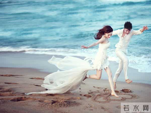 盘点娱乐圈十对明星夫妇虐狗婚纱照 最幸福的竟然是他们?