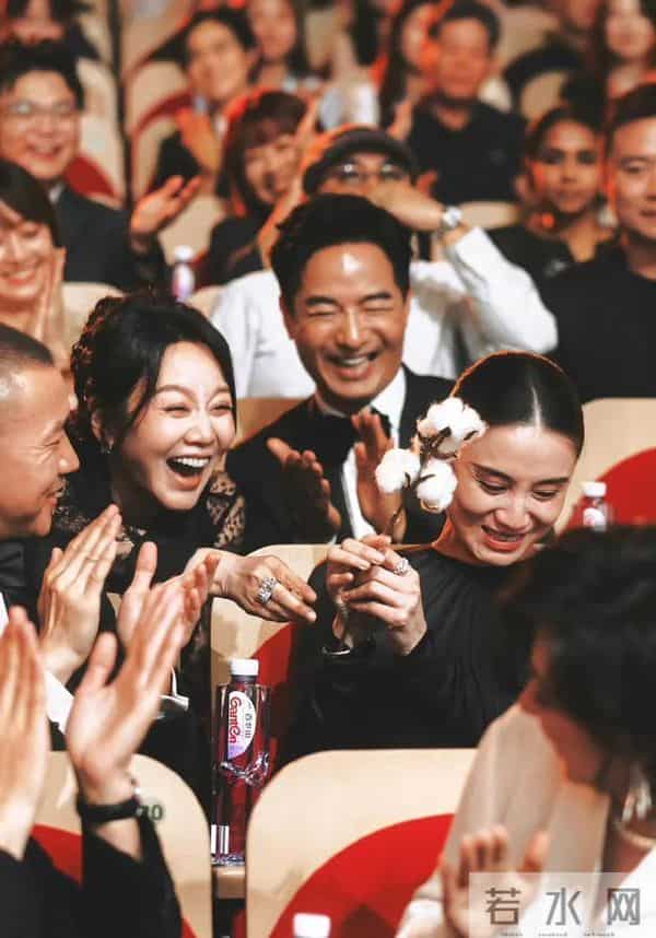 亚太最具影响力女星排名：宋佳倒数，杨紫仅第2，第一名凭啥？