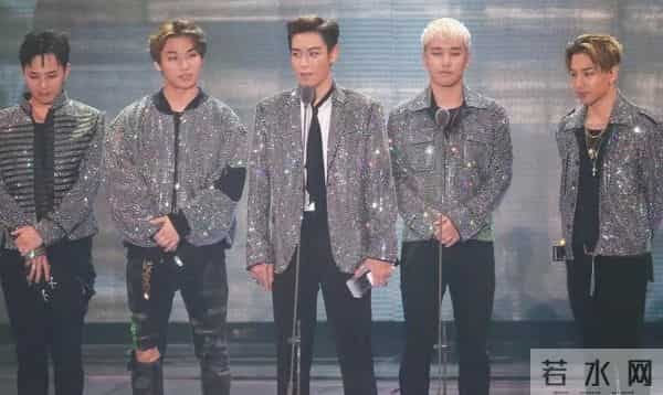 当“中国天王”出席韩国顶级颁奖礼,会是啥场面?网友:砸场子的