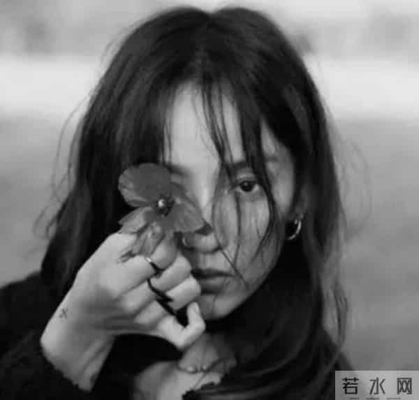 还记得性感女神李孝利吗?这才是20年来真正的“大女主”人设