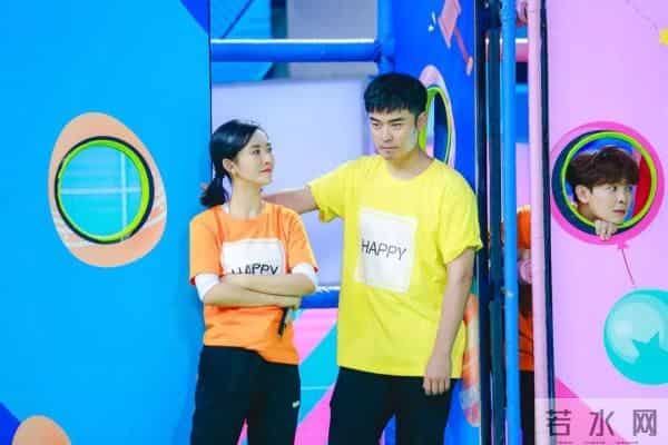 《快乐大本营》尤长靖180°翻转手指惊艳全场 重口味天团“鲱鱼七子”魔性出道