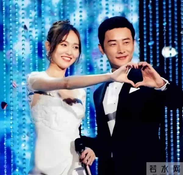 罗晋沉默送父，唐嫣全程陪护，明道早到无言