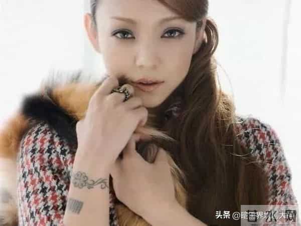 中日韩知名女星的纹身那个好看？有纹在很私密的地方你看过吗？