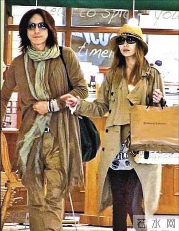 丁小芹罪成入狱之日消失不见,爆料杨千嬅老公抠门,被闺蜜恶整