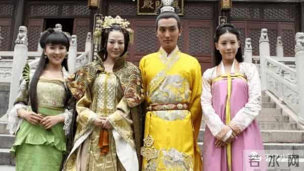 原本不被看好的一对,居然要结婚了?