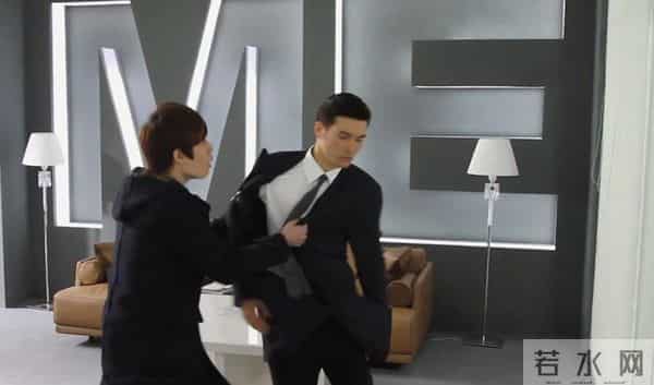 从《小时代》里的周崇光再到陈学冬，他帅气依旧，人气飙升！