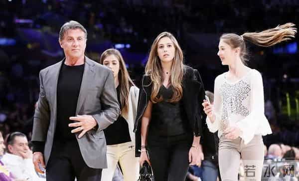 私生子,男明星银行卡的噩梦!l People