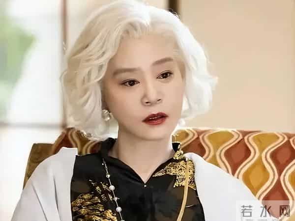 被丑男“糟蹋”的6位女明星，每个如花似玉，却鲜花插在牛粪上