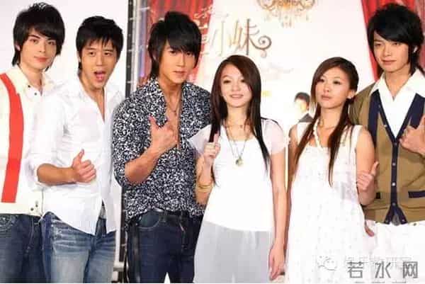 他是霍建华好友,朴信惠和他吻戏直呼紧张,曾和鬼鬼陷三角恋