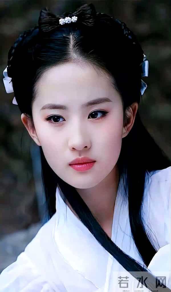 刘亦菲高中素颜照被同学藏10年!聚会掏出来炫,校服素颜照样晃眼_0