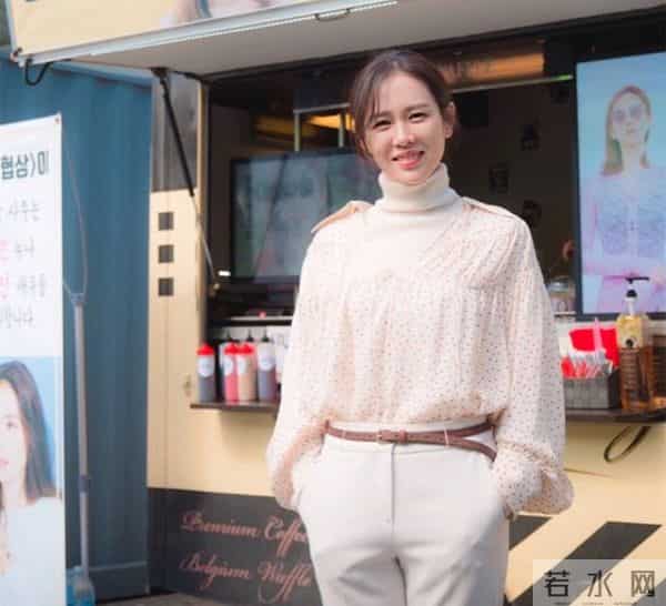 孙艺珍爆比基尼旧照，丰满上围＋蜜糖肌，网友直呼：太不公平！